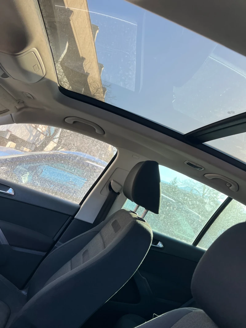 VW Tiguan 2.0 4x4, снимка 6 - Автомобили и джипове - 53468560