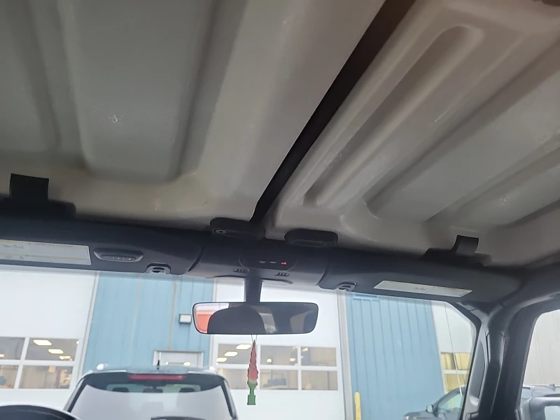 Jeep Wrangler SAHARA| ПОДГРЕВИ| CARFAX| БЕЗ ПЪРВОНАЧАЛНА ВНОСКА, снимка 13 - Автомобили и джипове - 53538418