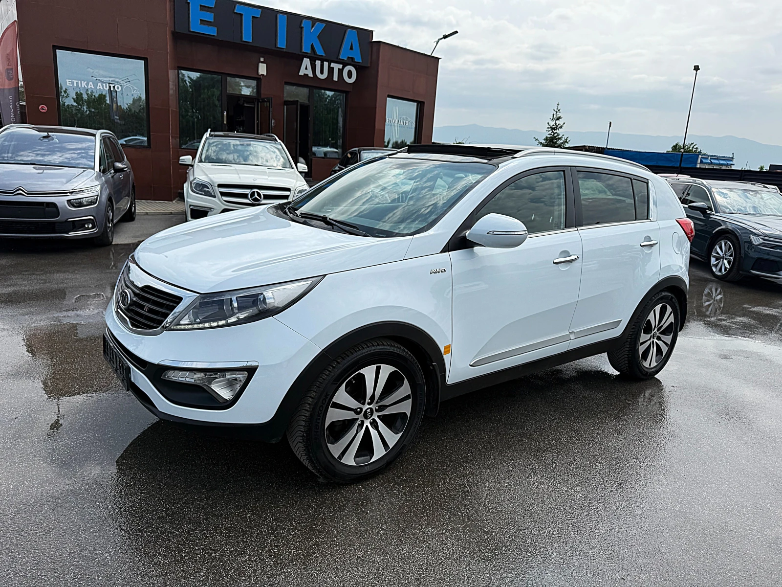 Kia Sportage 4x4-Rline-LED-XENON-PANORAMA-NAVI-AVTOMATIK-FULL - изображение 3