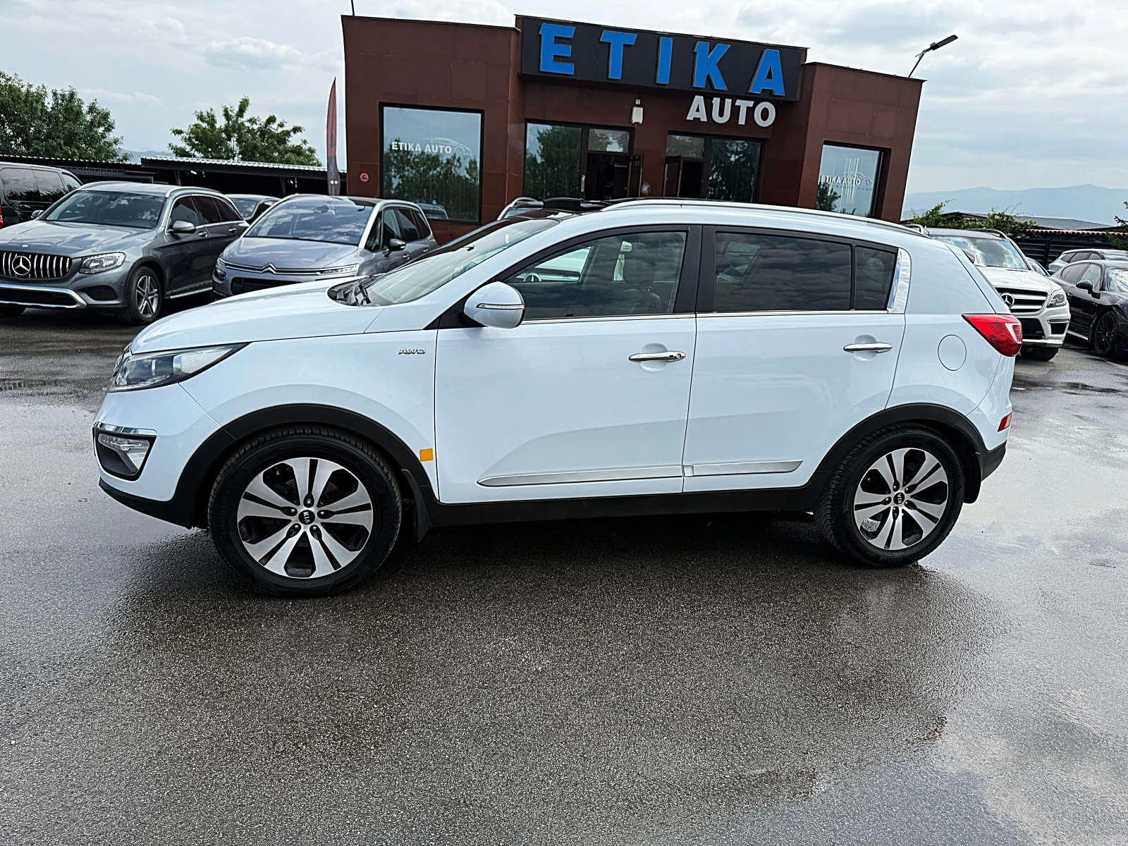 Kia Sportage 4x4-Rline-LED-XENON-PANORAMA-NAVI-AVTOMATIK-FULL - изображение 5