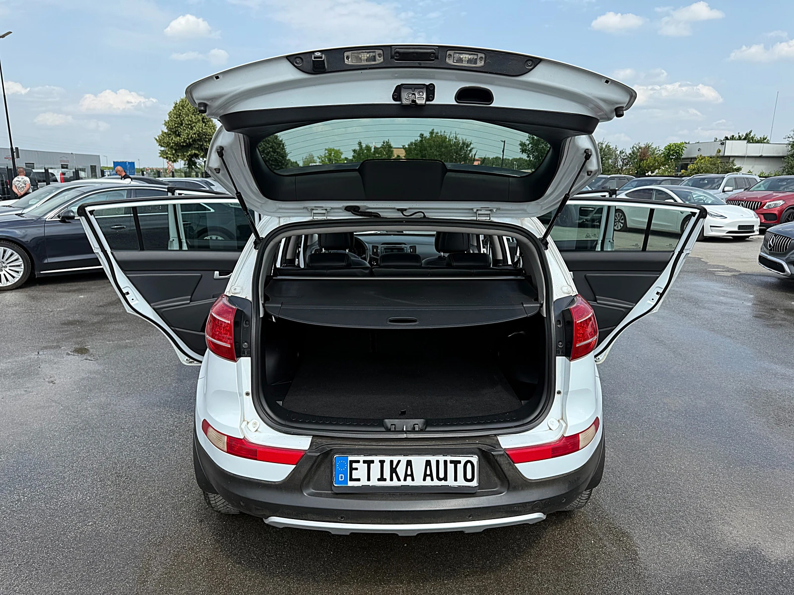 Kia Sportage 4x4-Rline-LED-XENON-PANORAMA-NAVI-AVTOMATIK-FULL - изображение 6