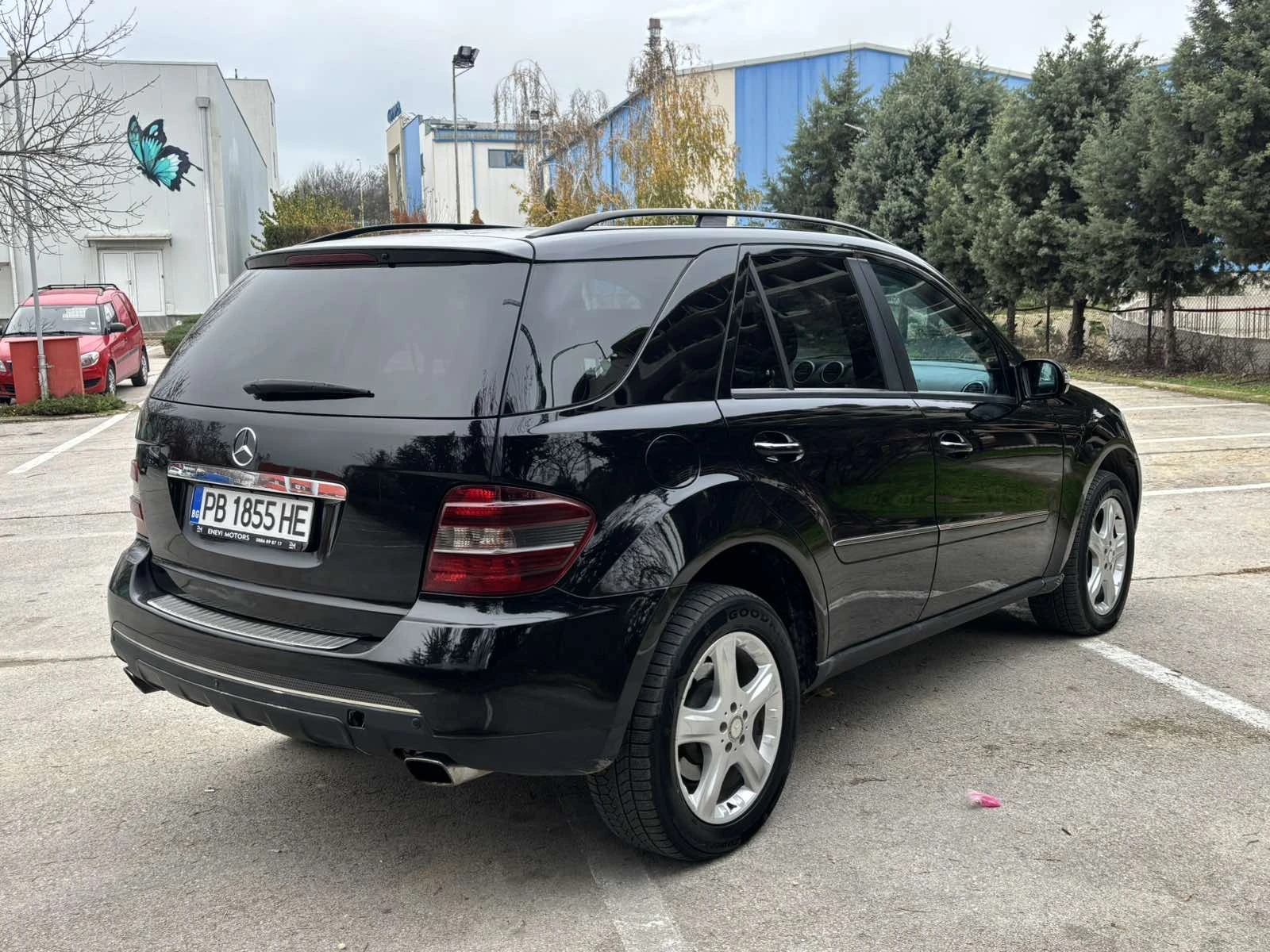 Mercedes-Benz ML 320  - изображение 4
