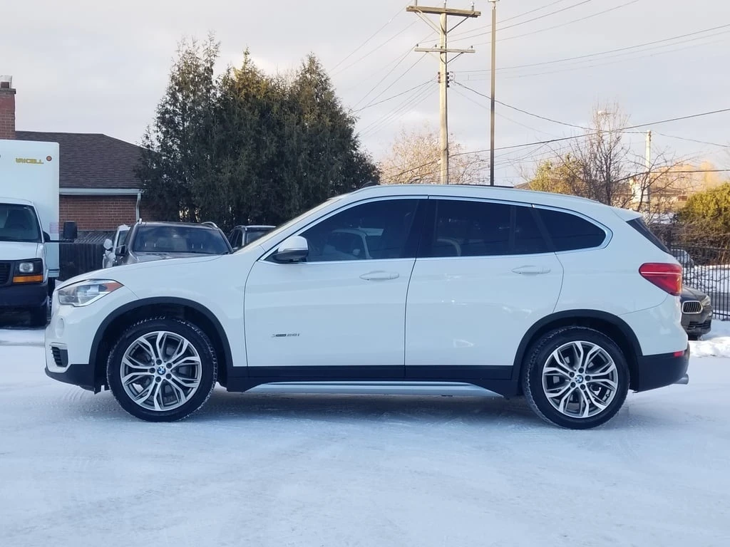 BMW X1 * X DRIVE| NAV| CAMERA| HUD| PANO| KEY LESS GO * C - изображение 3