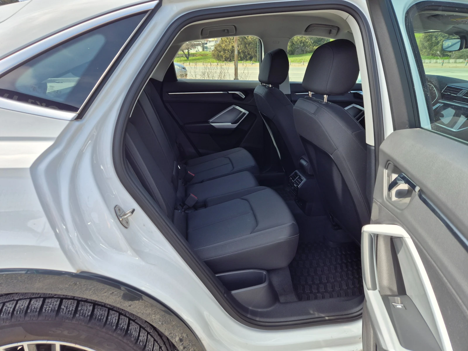 Audi Q3 Sportback 35TDI 150�� | Mobile.bg � ����������� 10