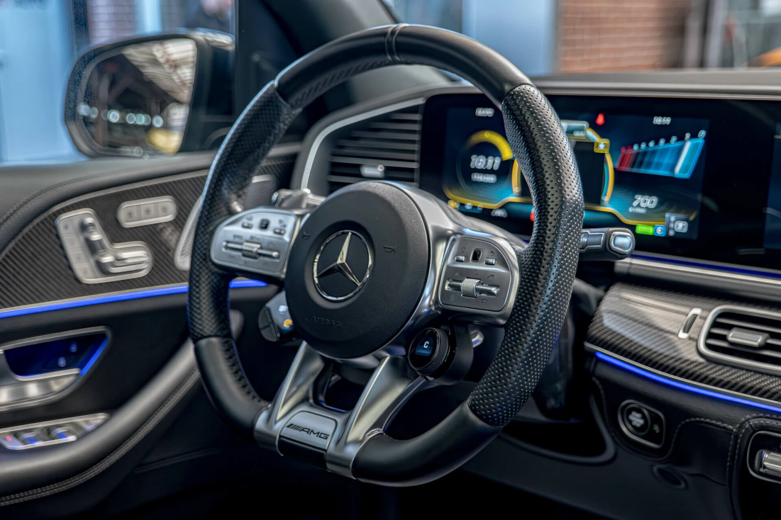 Mercedes-Benz GLE 53 4MATIC AMG/Панорама/Обдухване/Карбон/Burmester, снимка 7 - Автомобили и джипове - 54414292