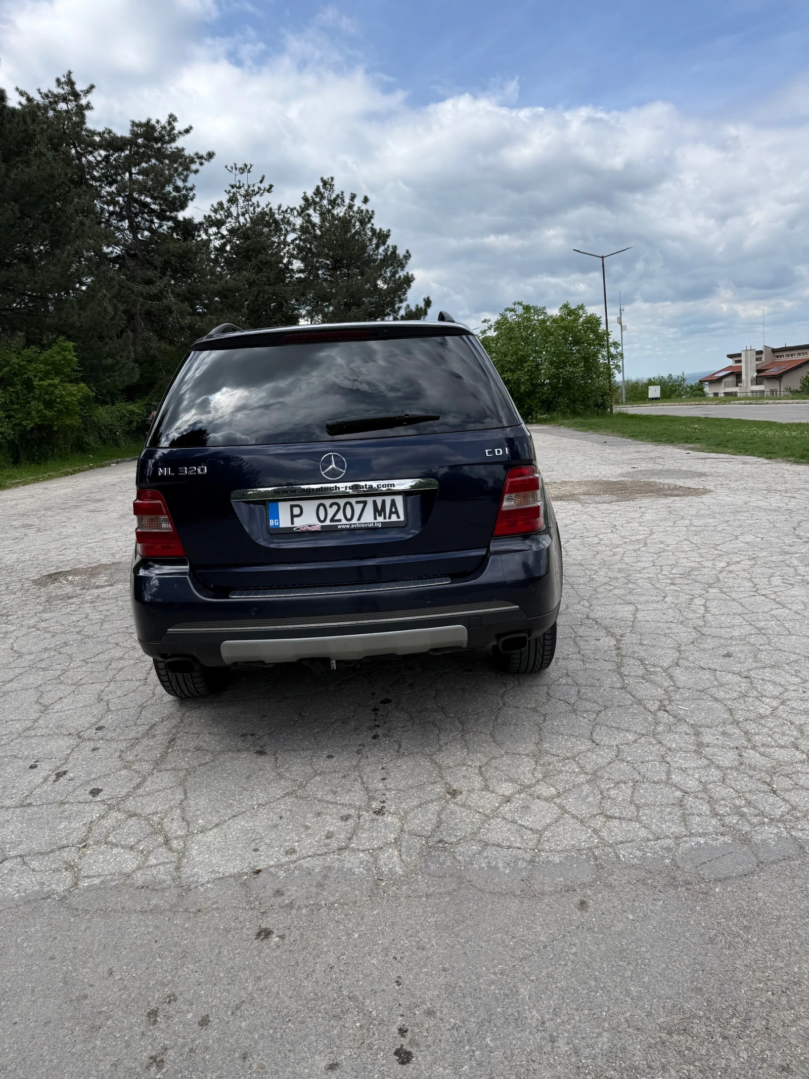 Mercedes-Benz ML 320, снимка 4 - Автомобили и джипове - 54552278