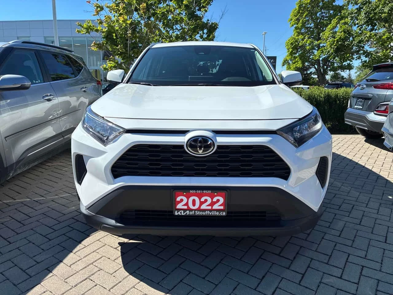 Toyota Rav4 LE * CARFAX * АВТОКРЕДИТ БЕЗ ПЪРВОНАЧАЛНА ВНОСКА, снимка 2 - Автомобили и джипове - 54995929