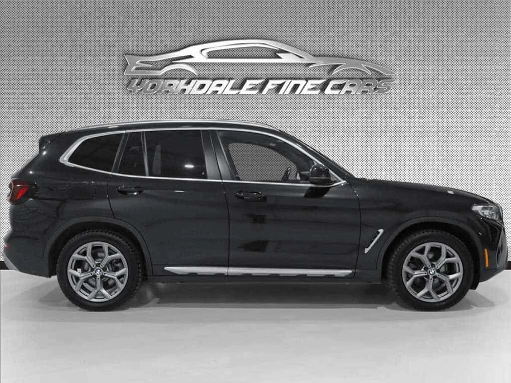 BMW X3 xDrive30i / Premium Essential Pkg / Red Interior /, снимка 4 - Автомобили и джипове - 55025106