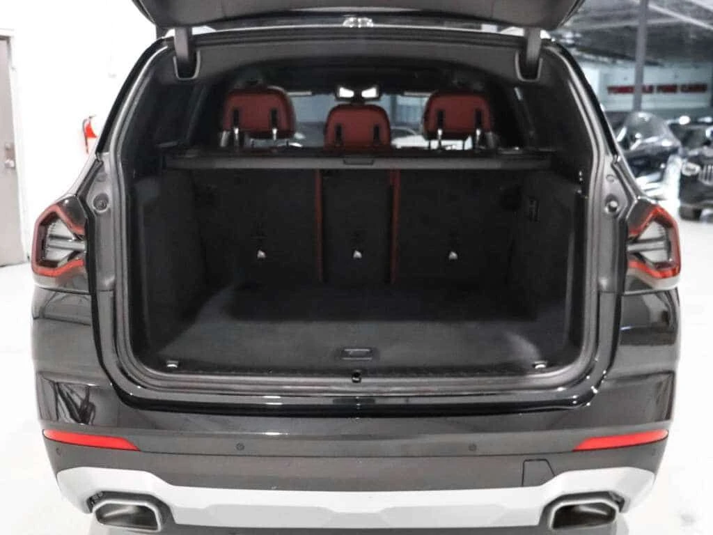 BMW X3 xDrive30i / Premium Essential Pkg / Red Interior /, снимка 15 - Автомобили и джипове - 55025106
