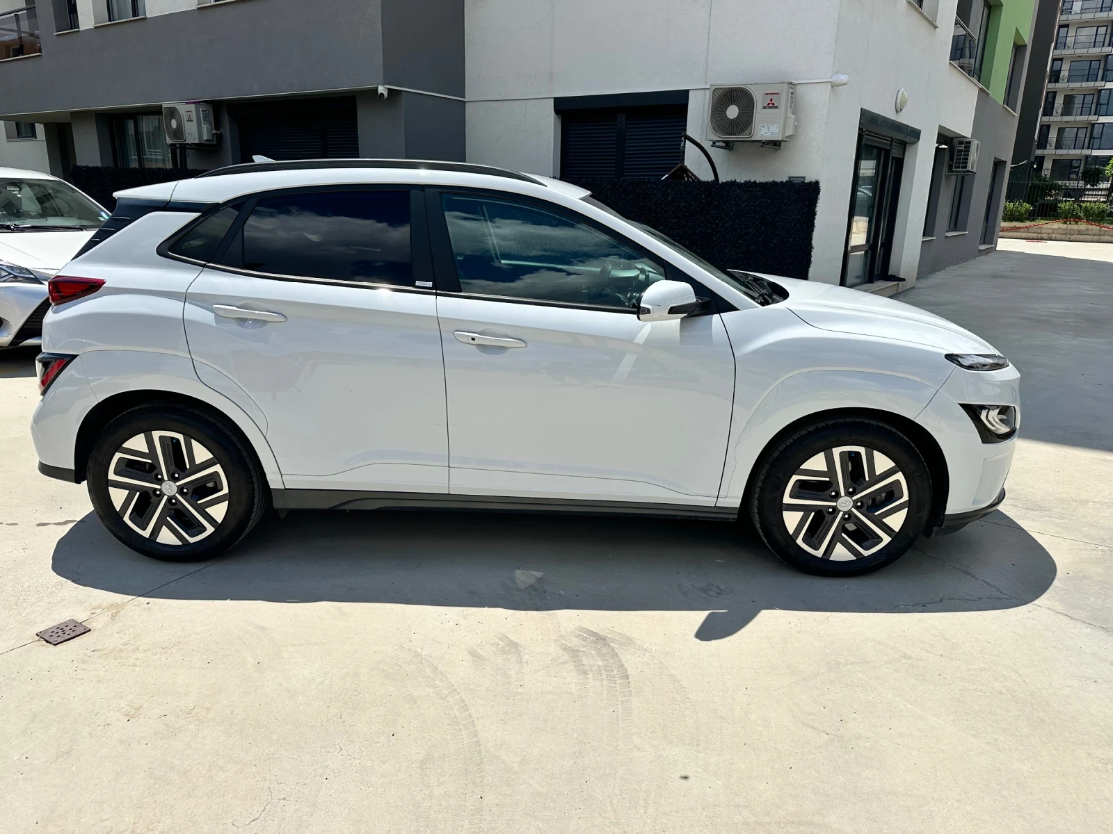 Hyundai Kona, снимка 3 - Автомобили и джипове - 55153327