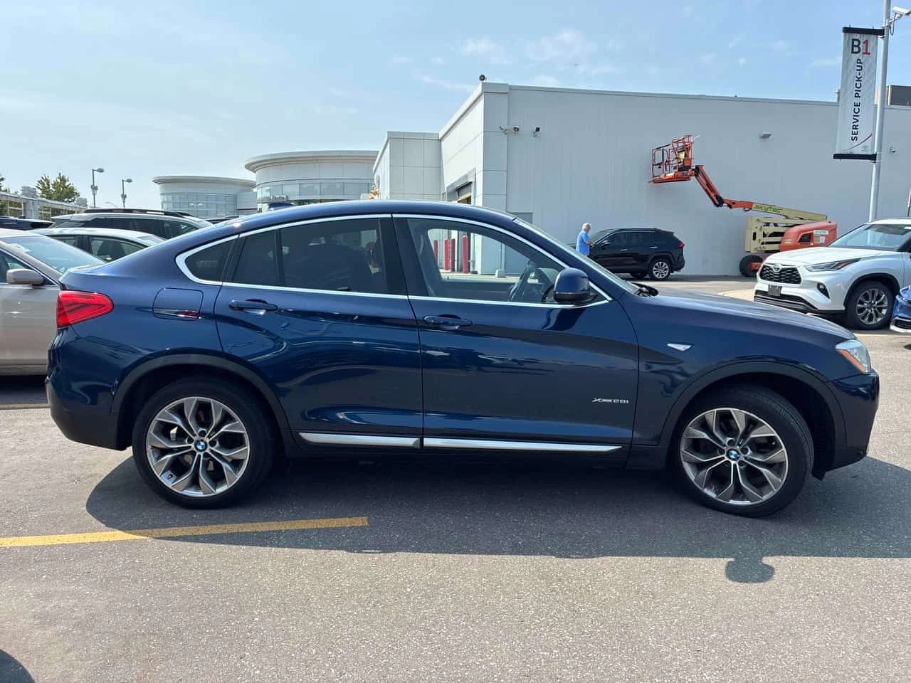 BMW X4 * xDrive28i * ВТОРИ ГУМИ + ДЖАНТИ * , снимка 4 - Автомобили и джипове - 55372392