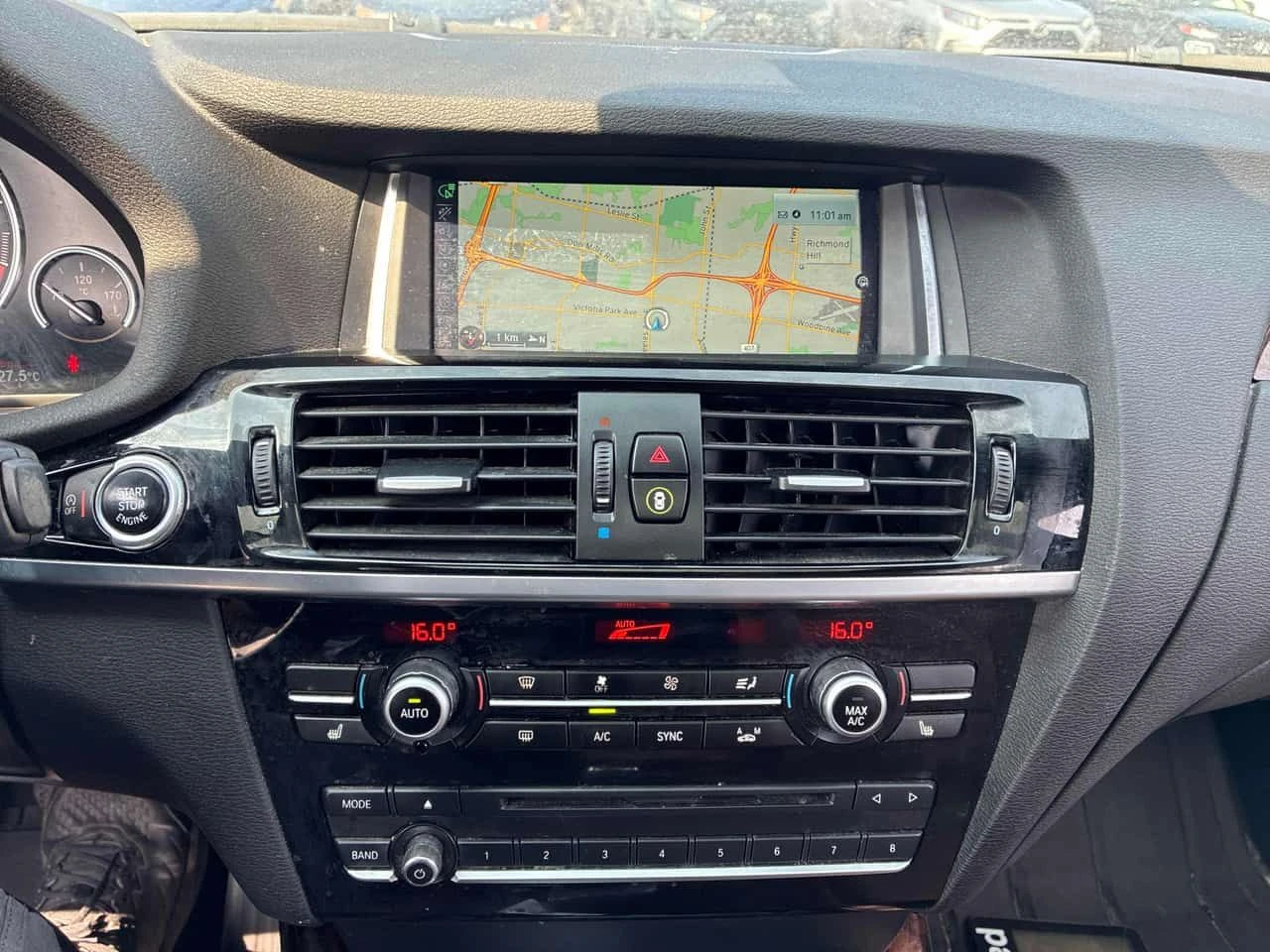 BMW X4 * xDrive28i * ВТОРИ ГУМИ + ДЖАНТИ * , снимка 10 - Автомобили и джипове - 55372392