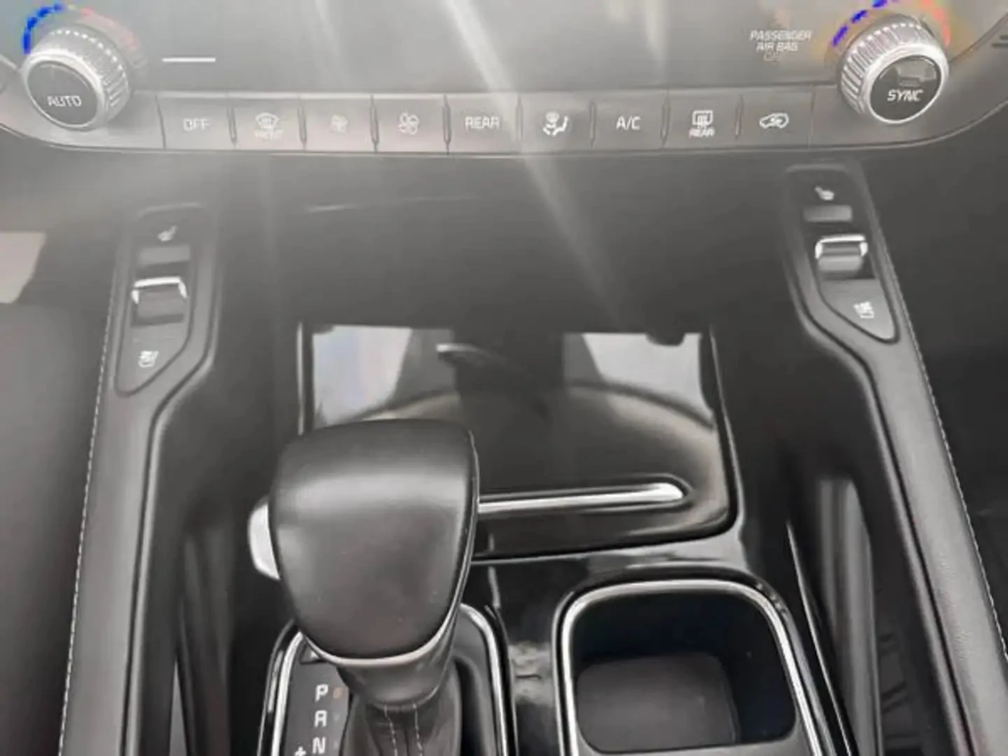 Kia Telluride SX 8 PASS Автокредит Цена до България, снимка 12 - Автомобили и джипове - 56196129