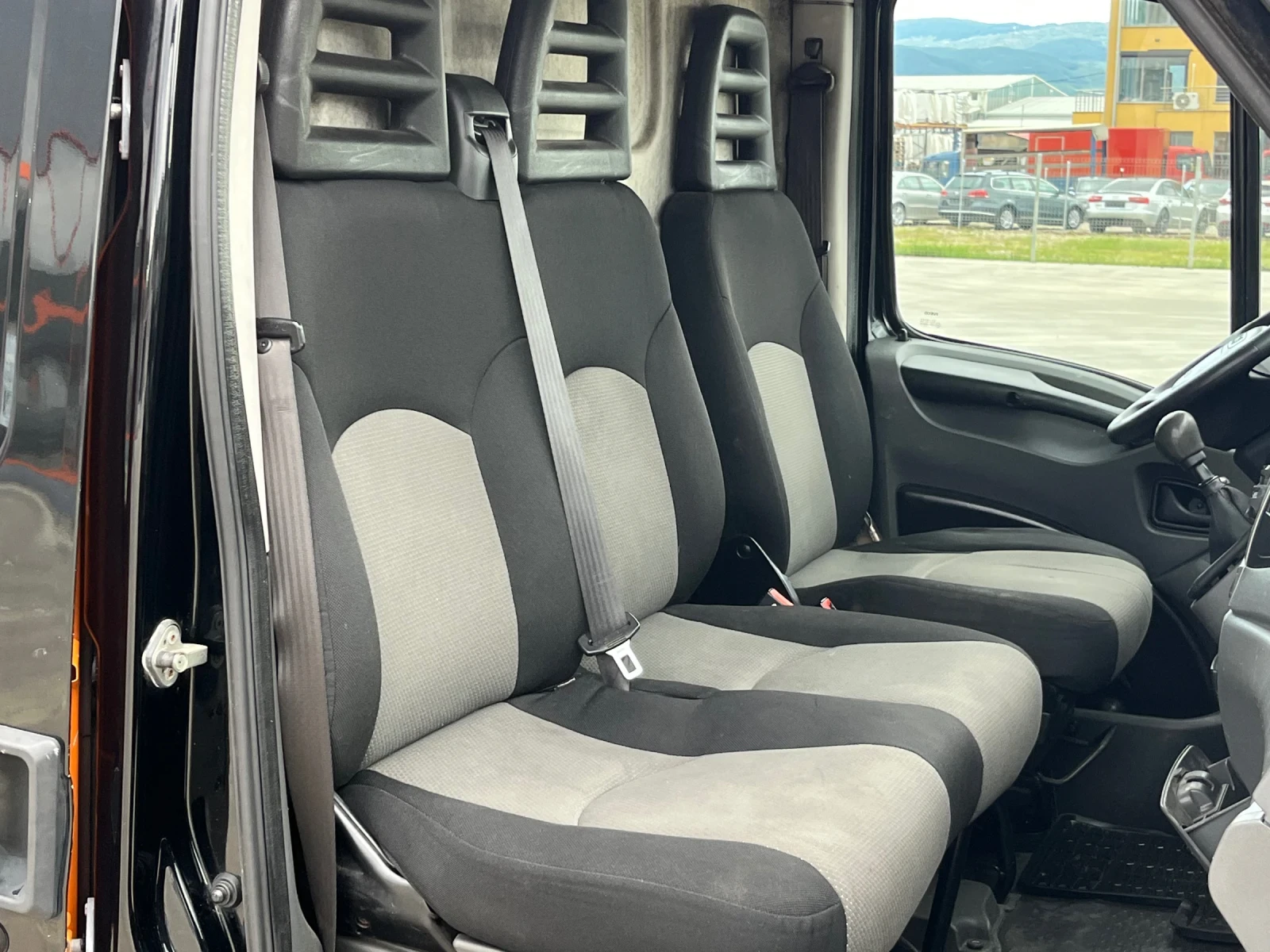Iveco 35c15 3.0D XXL.MAXI.Клима.Собствен лизинг!!!, снимка 9 - Бусове и автобуси - 54382265