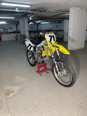  Suzuki Rmz