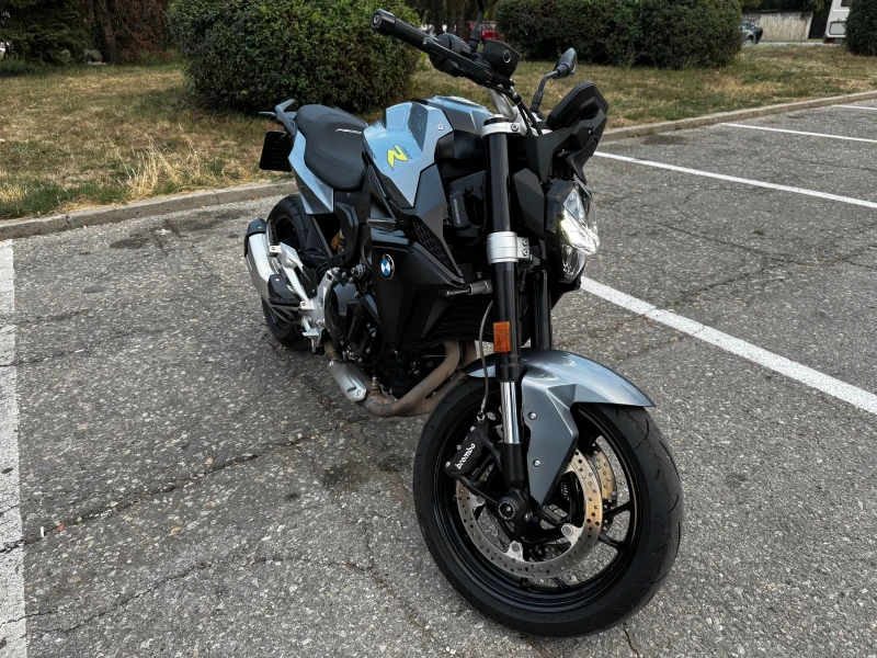 BMW F 900 R