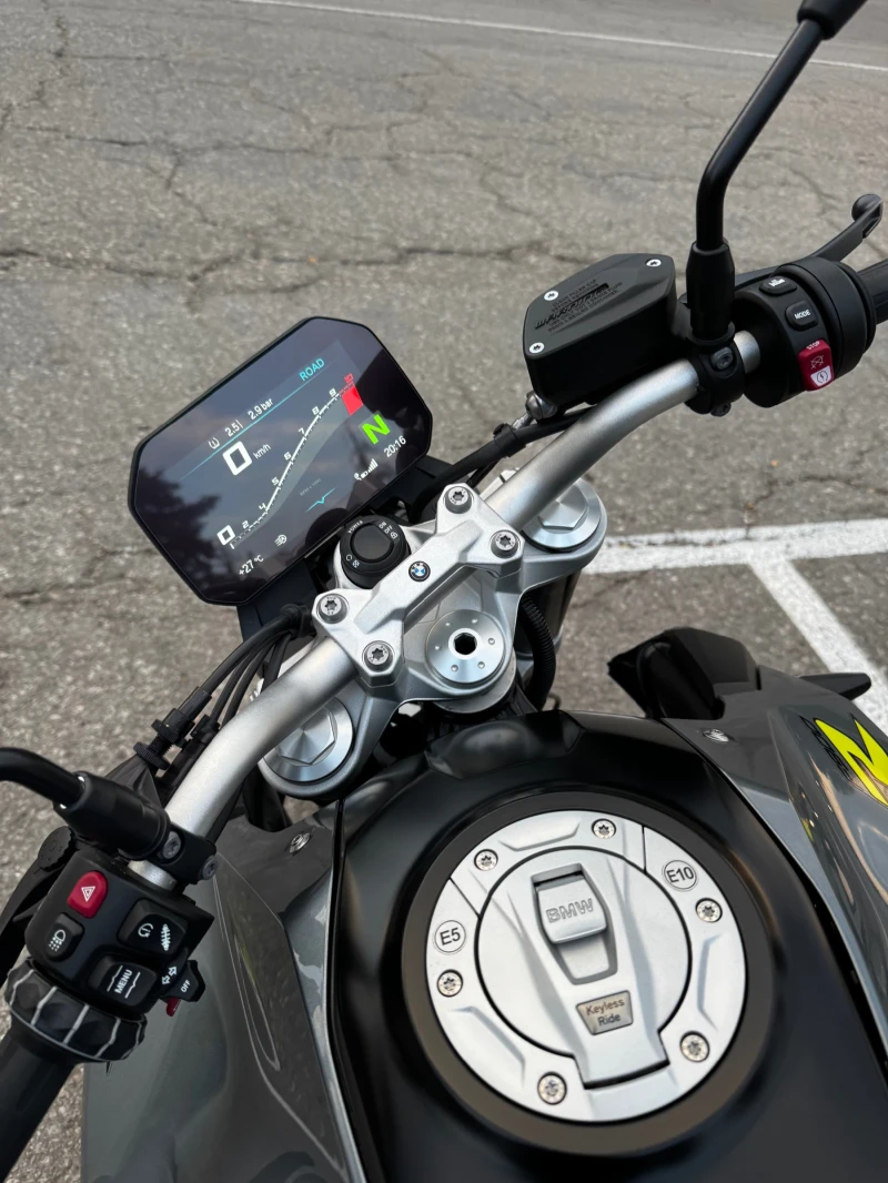 BMW F 900 R, снимка 5 - Мотоциклети и мототехника - 51371080