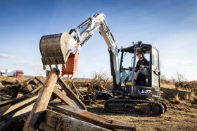      Bobcat E27z