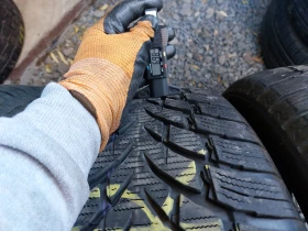 Гуми Зимни 255/50R19, снимка 4