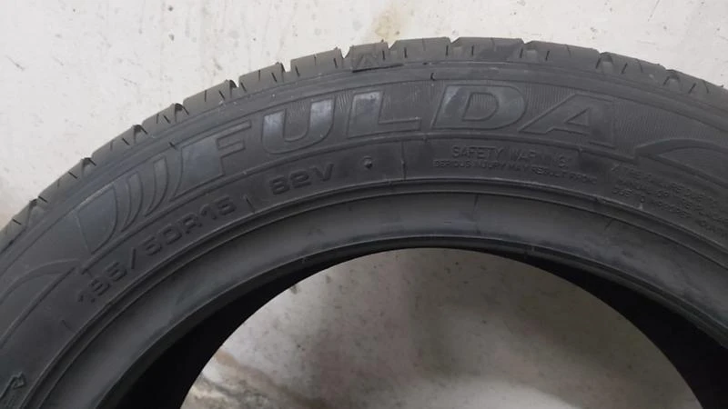 Гуми Летни 195/50R15, снимка 4 - Гуми и джанти - 28293535