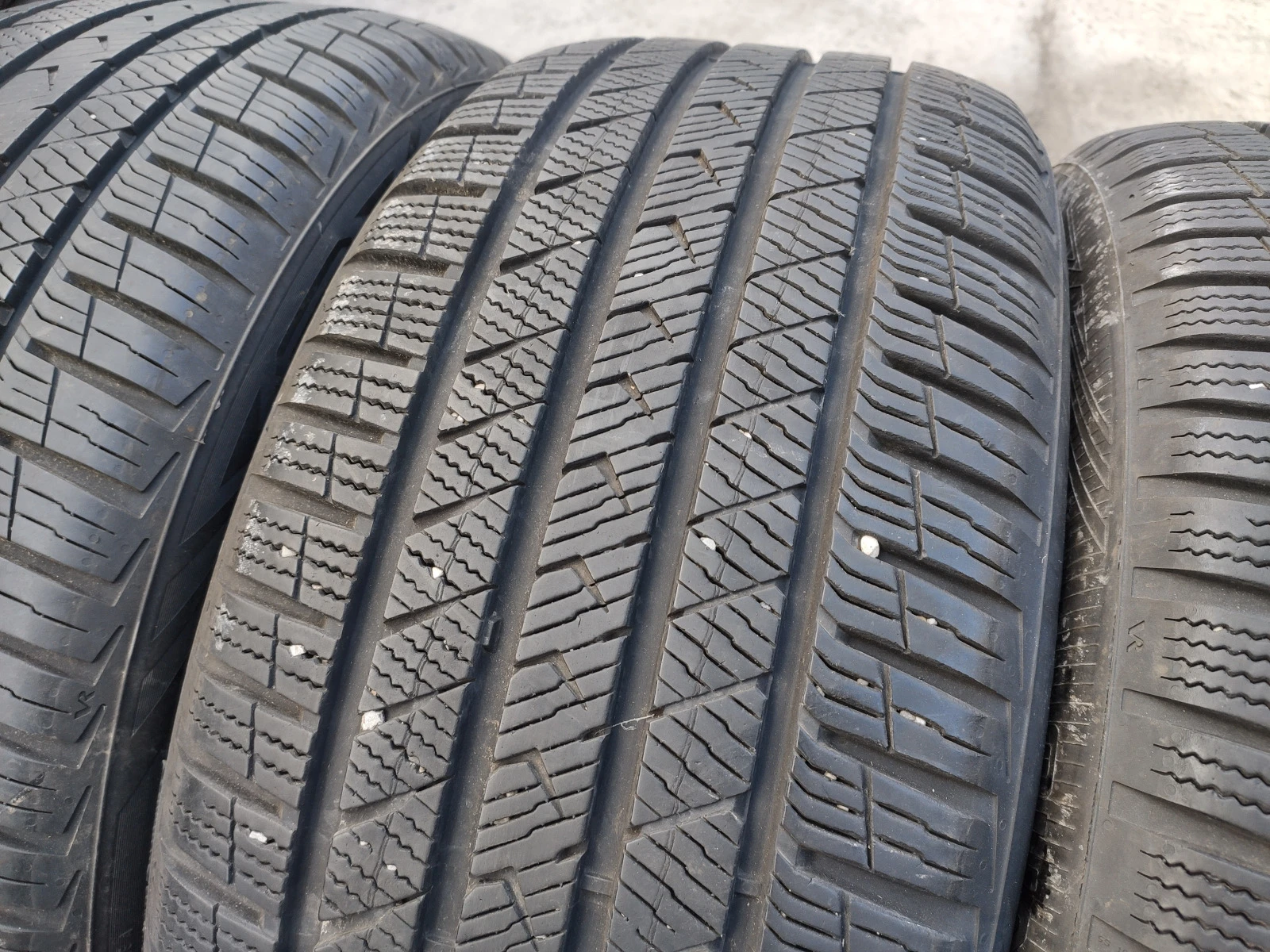  245/45R18 | Mobile.bg   3