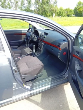 Toyota Avensis СЕДАН, снимка 11