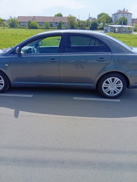 Toyota Avensis СЕДАН, снимка 8