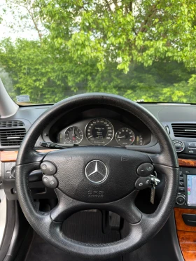 Mercedes-Benz E 280 Elegance, снимка 15