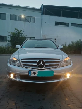     Mercedes-Benz 220 220 