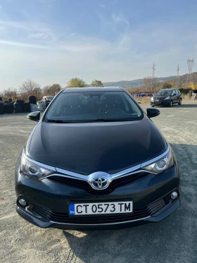 Toyota Auris 1.8 Hybrid / 136 к.с. / 120 хил. км. / евро 6 /, снимка 2