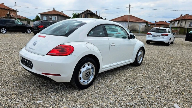 VW Beetle 1.6 TDI-105ks, снимка 4 - Автомобили и джипове - 47872191