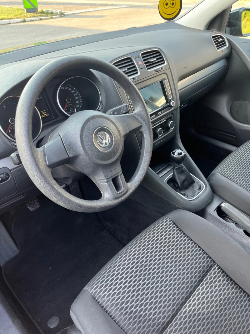 VW Golf, снимка 8 - Автомобили и джипове - 47412928