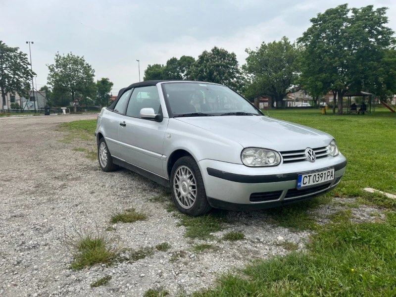 VW Golf Cabrio 2.0, снимка 7 - Автомобили и джипове - 47252294