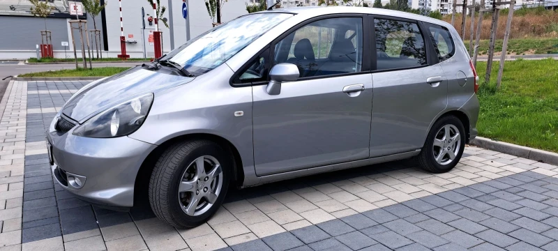 Honda Jazz 1.2i, снимка 4 - Автомобили и джипове - 47297514