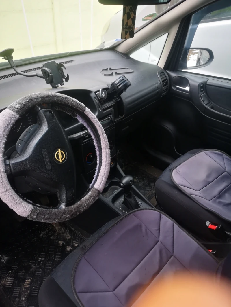 Opel Zafira, снимка 7 - Автомобили и джипове - 52149048