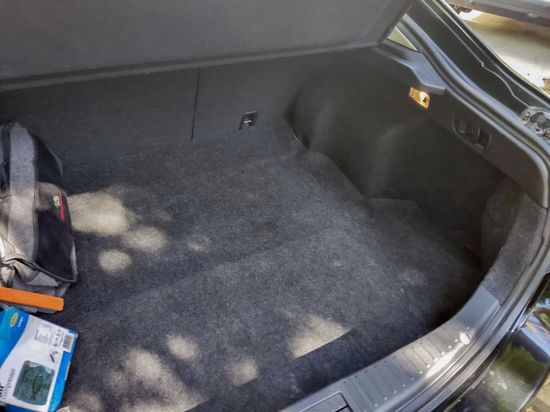 Mazda 6 2.2 Diesel, снимка 10 - Автомобили и джипове - 51904780