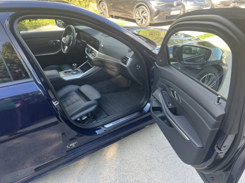 BMW 330 М-Sport d Xdrive, снимка 9 - Автомобили и джипове - 51930458