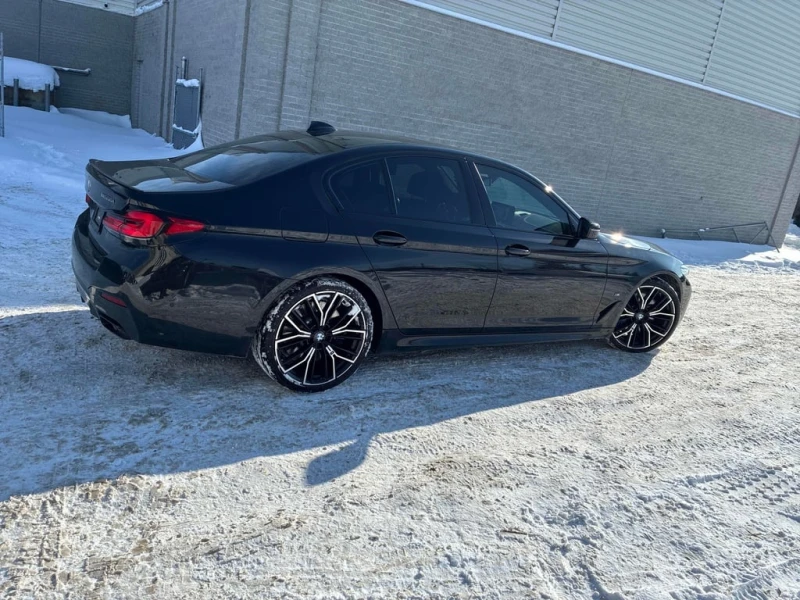 BMW 550 * xDrive * ДИСТРОНИК * 360 * H/K * ОБДУХВАНЕ , снимка 3 - Автомобили и джипове - 53344484