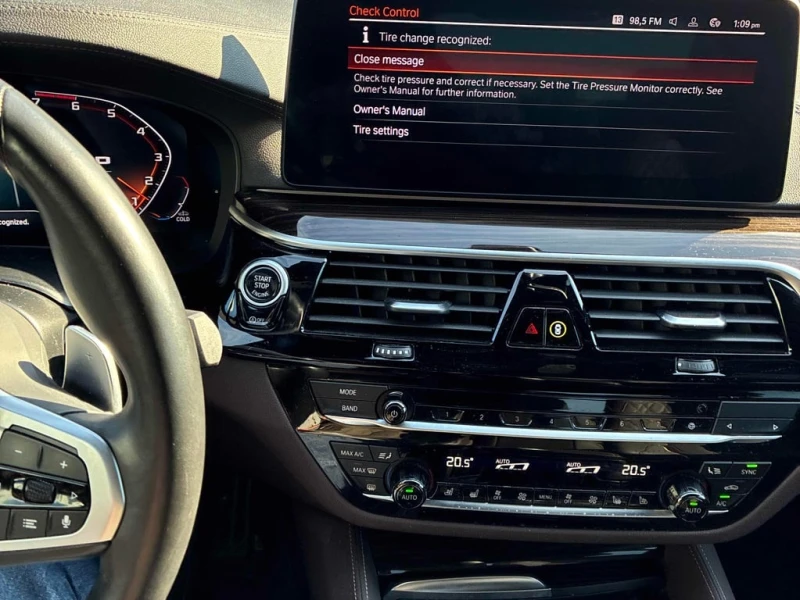 BMW 550 * xDrive * ДИСТРОНИК * 360 * H/K * ОБДУХВАНЕ , снимка 7 - Автомобили и джипове - 53344484