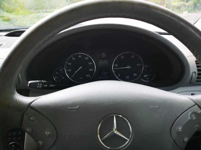 Mercedes-Benz C 320 CDI, снимка 11 - Автомобили и джипове - 47699933