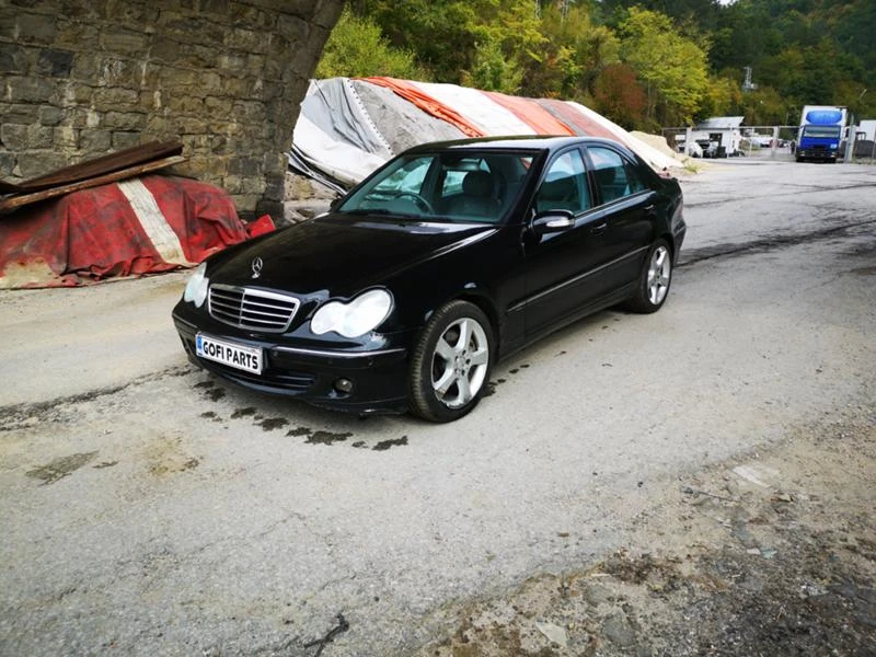 Mercedes-Benz C 320 CDI, снимка 8 - Автомобили и джипове - 47699933