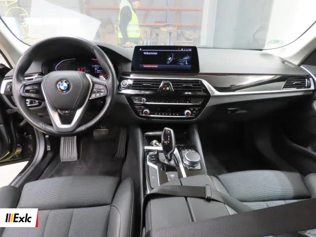 BMW 530 Baureihe 5 Lim/port Line, снимка 6 - Автомобили и джипове - 48608397