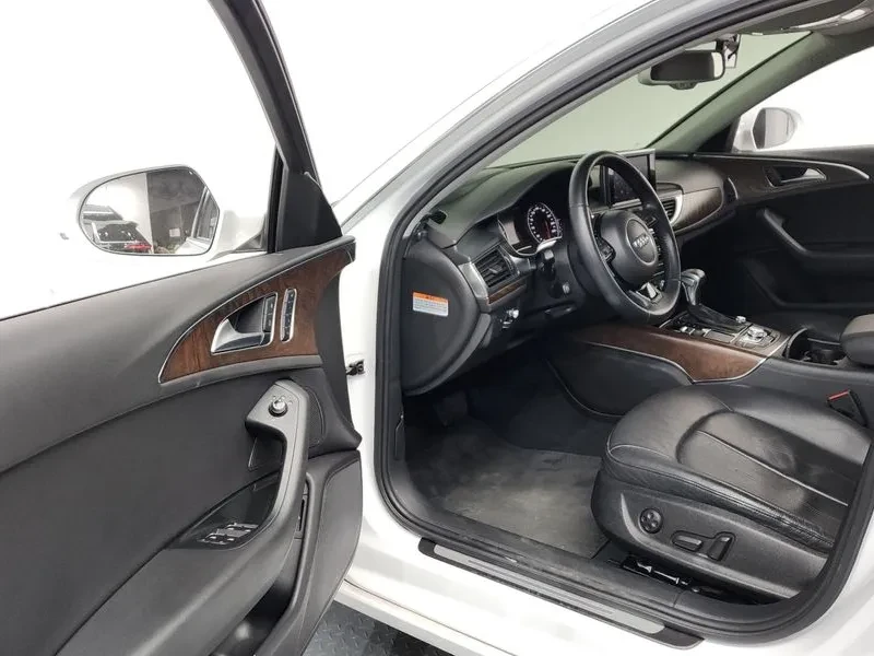 Audi A6 2.0 TDI, снимка 10 - Автомобили и джипове - 55057927