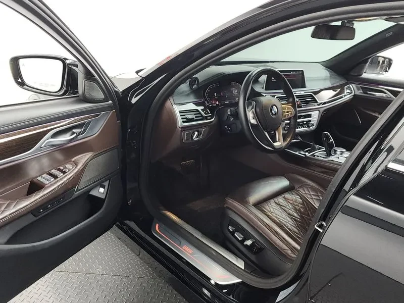 BMW 730 Ld xDrive M Sports - САМО 30% АВАНС, снимка 10 - Автомобили и джипове - 55845257