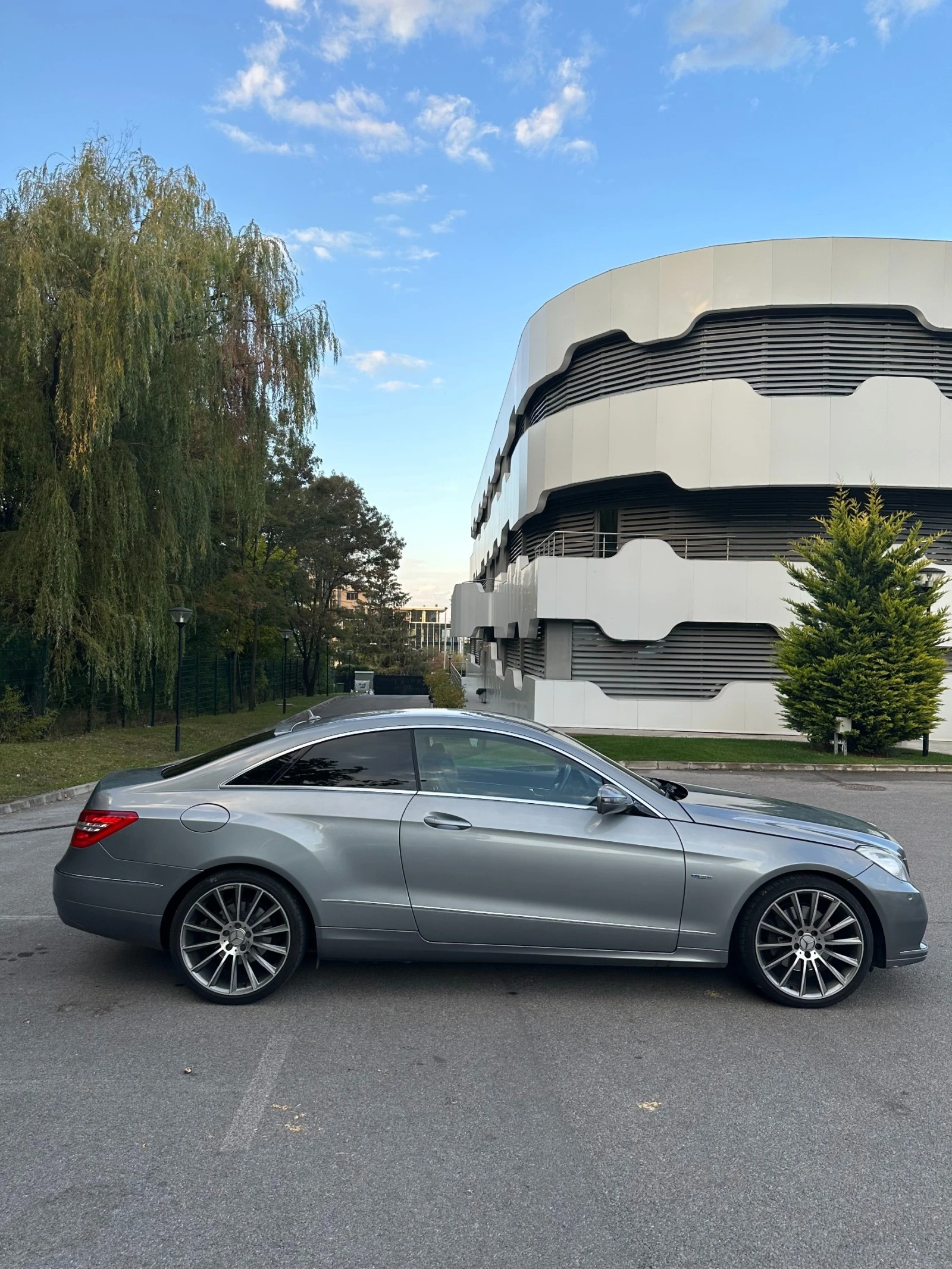 Mercedes-Benz E 250  - изображение 8