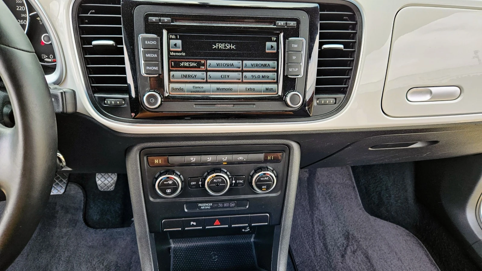 VW Beetle 1.6 TDI-105ks | Mobile.bg — изображение 13