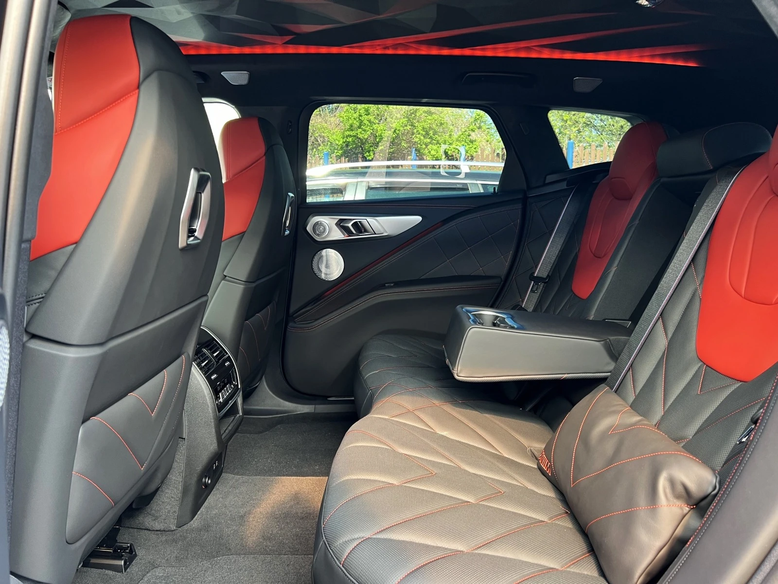 BMW XM RED LABEL/1 OF 500/PLUG-IN/CARBON/B&W/360/HEAD UP/ | Mobile.bg   13