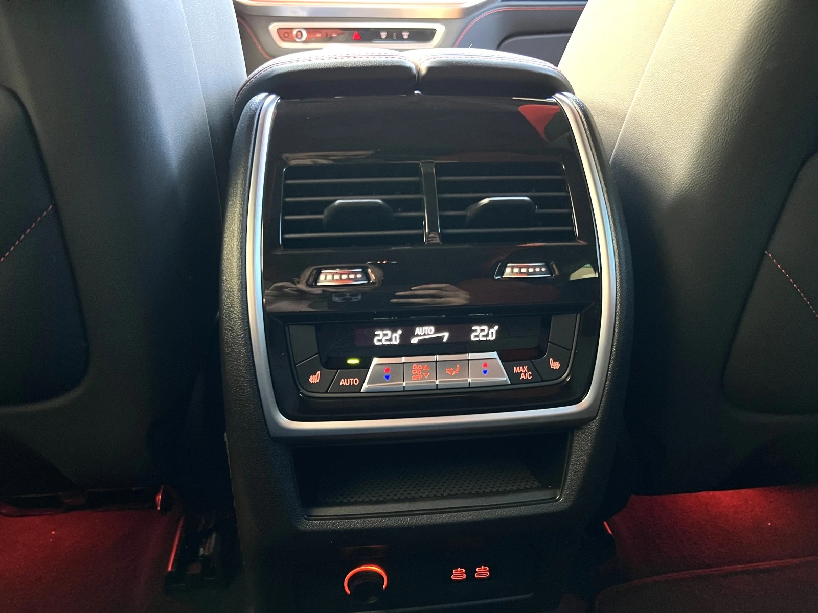 BMW XM RED LABEL/1 OF 500/PLUG-IN/CARBON/B&W/360/HEAD UP/ | Mobile.bg   14