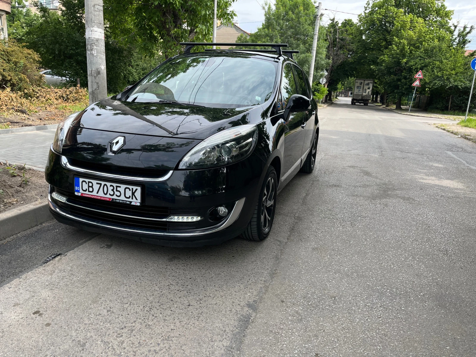 Renault Grand scenic 1, 6 дизел 130к.с Facelift - изображение 6