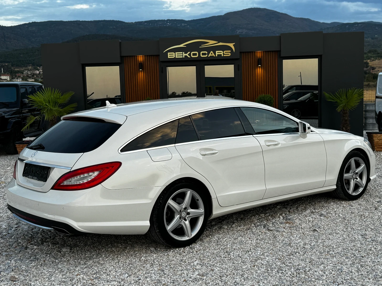 Mercedes-Benz CLS 350 AMG PACK/4MATIC/HARMAN KARDON/MEMORY/FULL FULL - изображение 7